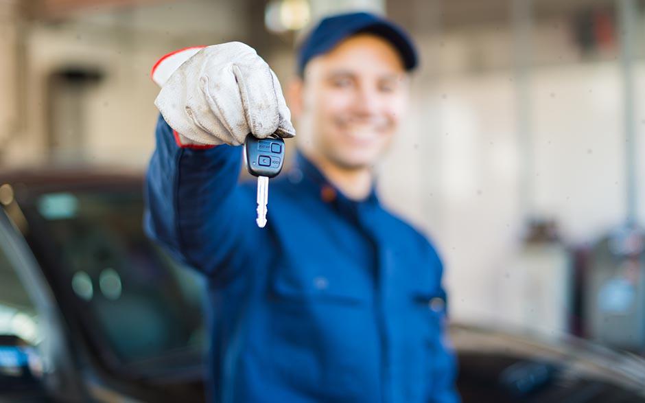 remplacer une serrure de porte d'entrée Les Mureaux
